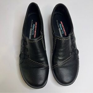 Skechers Leather Relaxed Fit Air-Cooled Memory Foam Black Slip-On Loafers 7.5